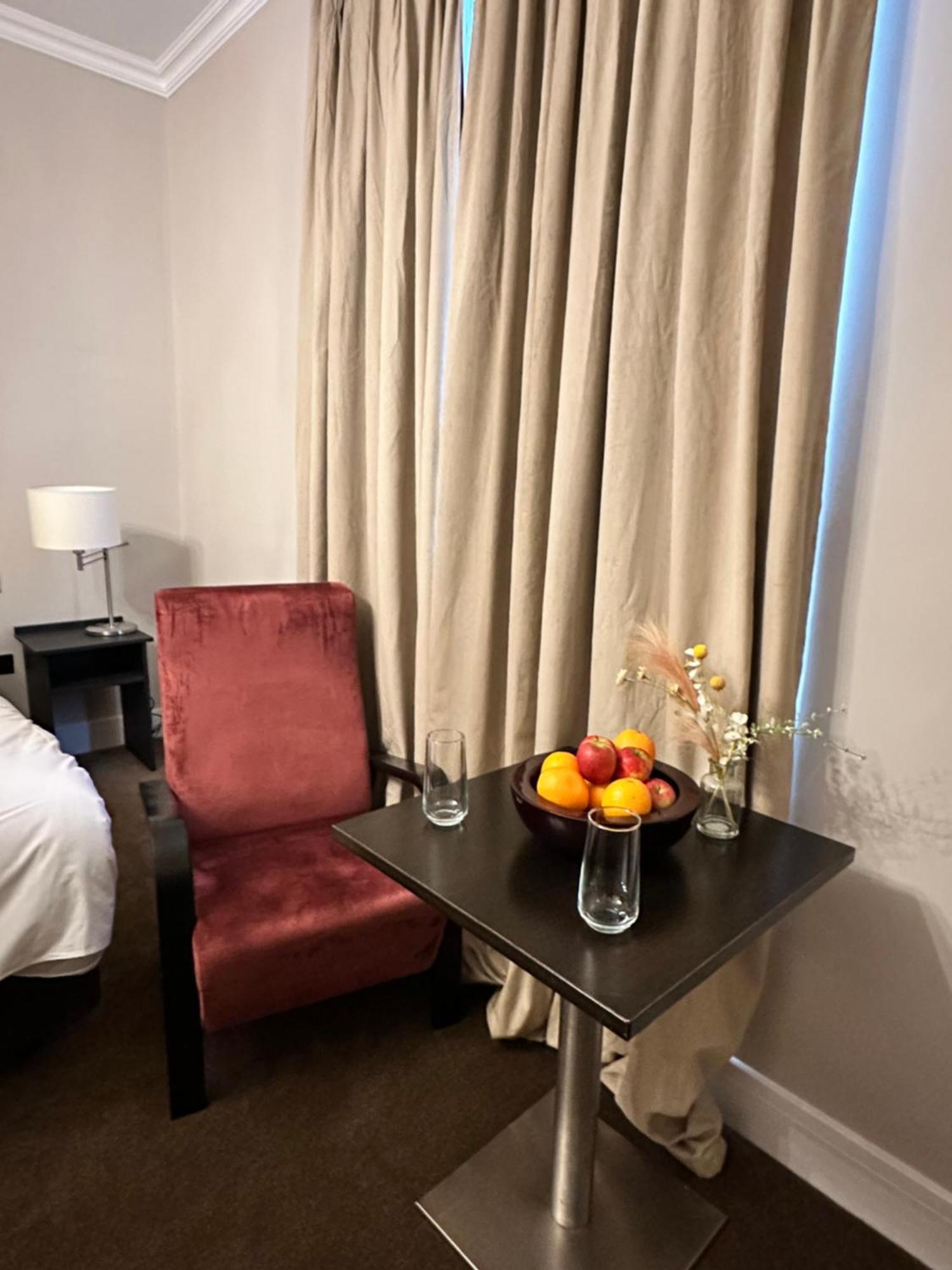 Green Ariana Hotel - Near Wembley And Central 런던 외부 사진
