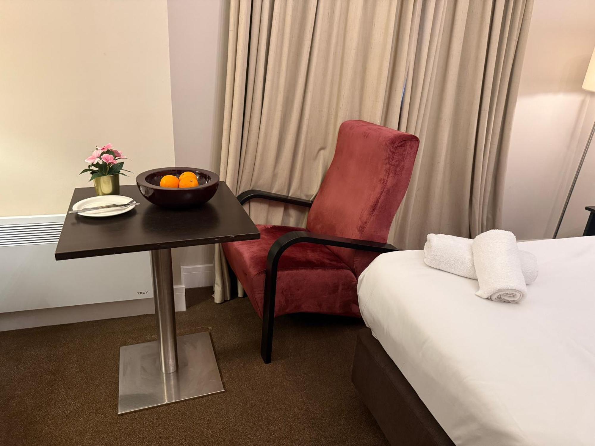 Green Ariana Hotel - Near Wembley And Central 런던 외부 사진