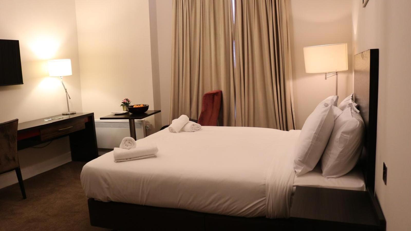 Green Ariana Hotel - Near Wembley And Central 런던 외부 사진